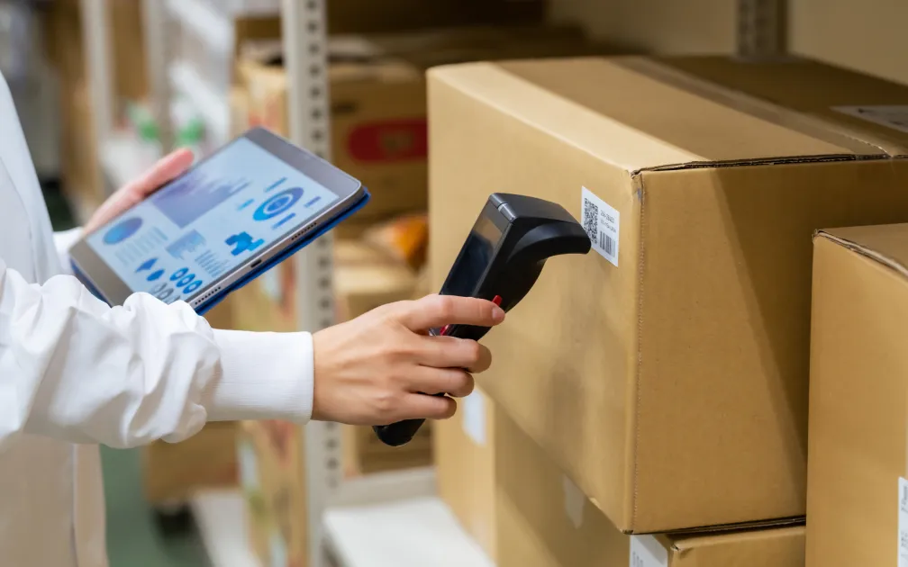 すべての入出庫・ピッキング・梱包工程においてバーコードスキャンを義務化