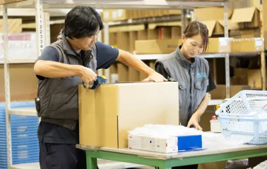 ギフトセットの組み立て・包装